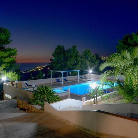B&B Villa Nicoletta Пескічі Екстер'єр фото